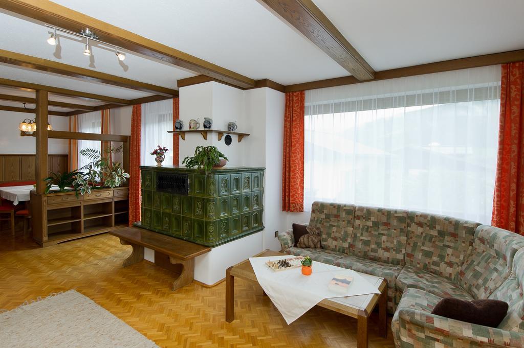Ferienhaus Birkenweg رادستادت الغرفة الصورة